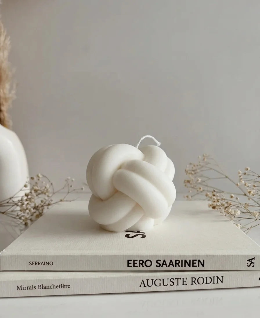 Vela Nudo